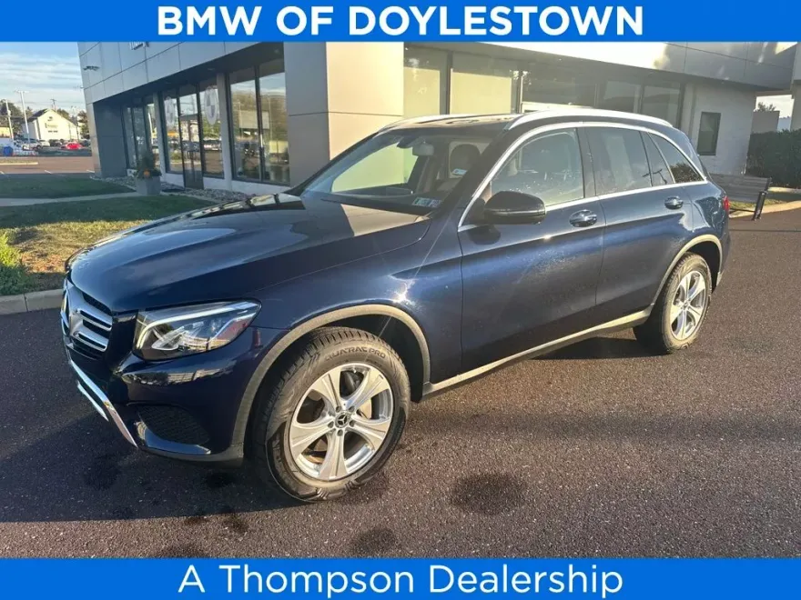 2018 Mercedes Benz GLC 300 4MATIC photo 1