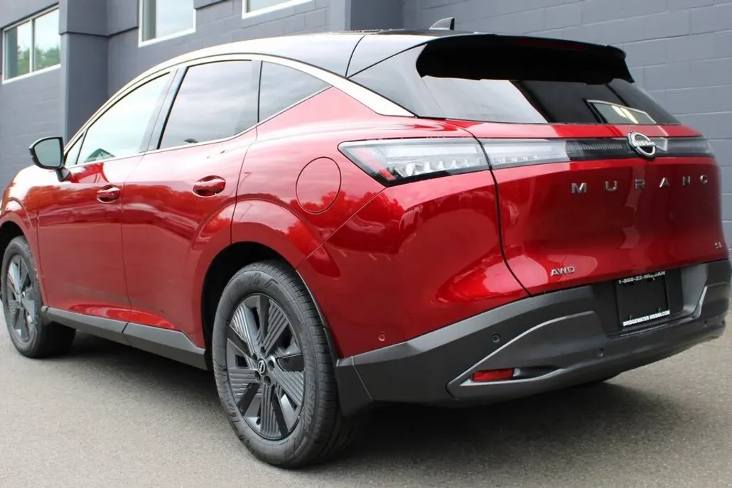 2025 Nissan Murano SL photo 1
