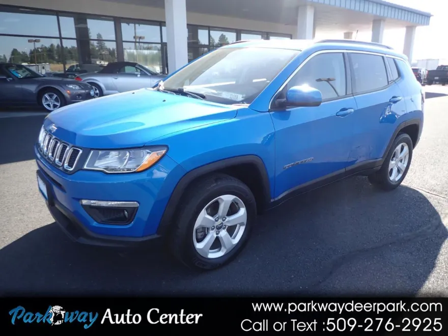 2019 Jeep Compass Latitude photo 1