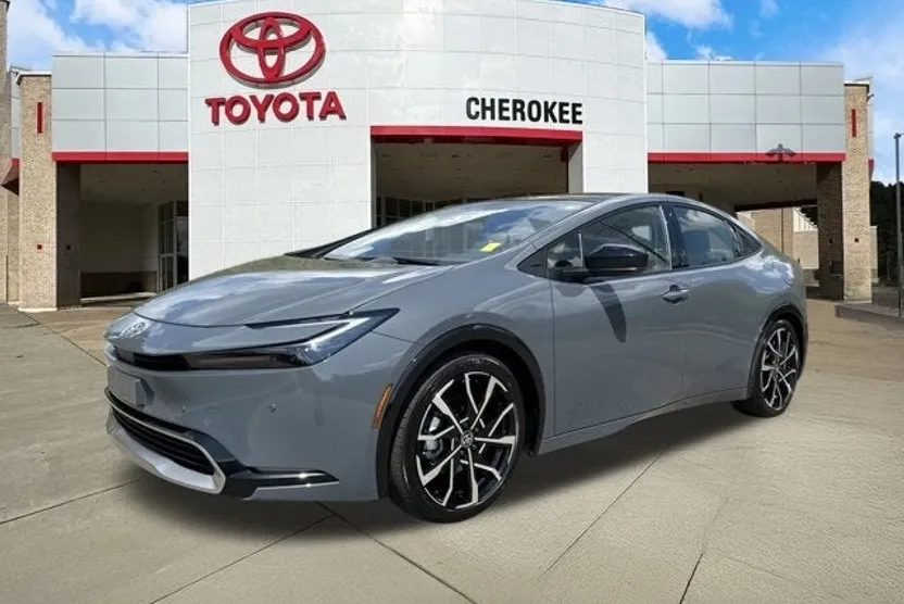 2025 Toyota Prius Plug-in Hybrid XSE photo 1