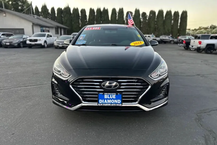 2018 Hyundai Sonata Limited photo 1