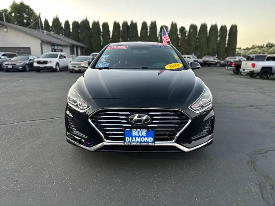 2018 Hyundai Sonata Limited photo 1