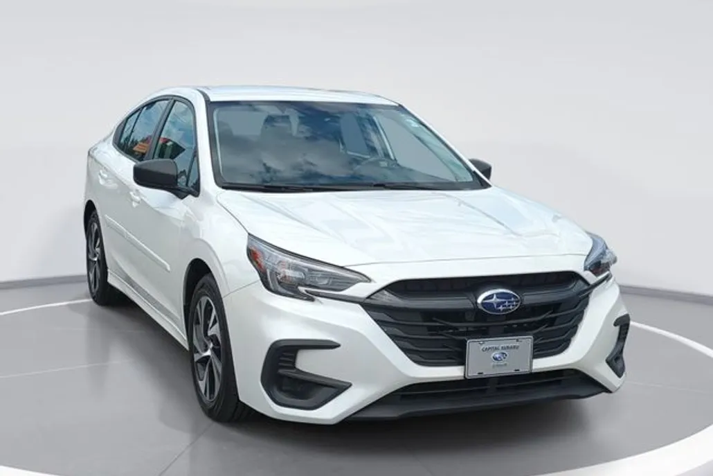 2024 Subaru Legacy Base photo 1