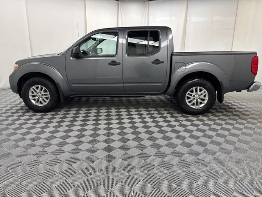 2019 Nissan Frontier SV photo 1