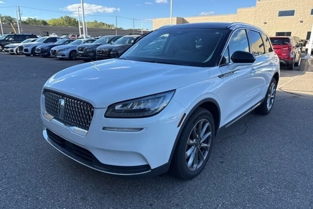 2021 Lincoln Corsair Standard photo 1