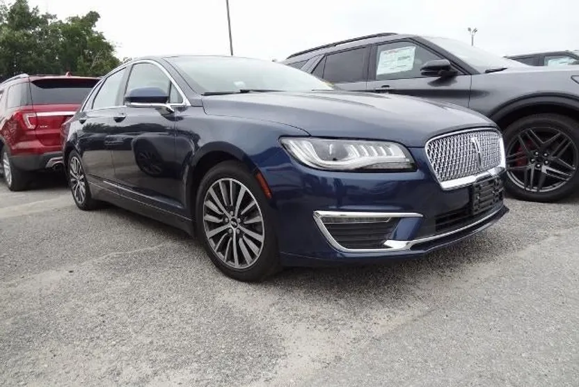 2017 Lincoln MKZ Hybrid Select photo 1