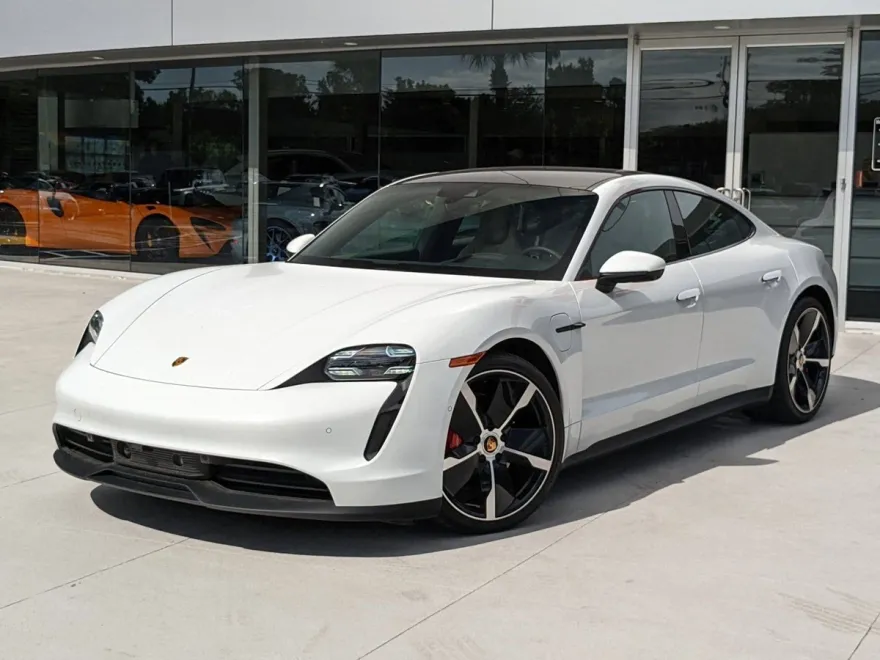 2023 Porsche Taycan 4S photo 1