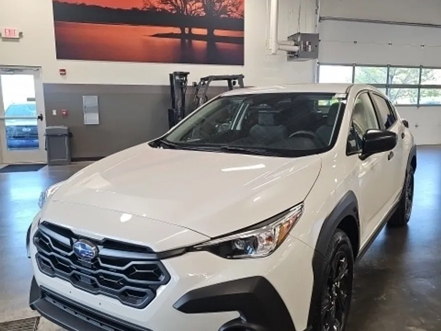 2024 Subaru Crosstrek Base photo 1