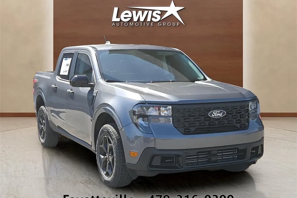 2025 Ford Maverick XLT photo 1
