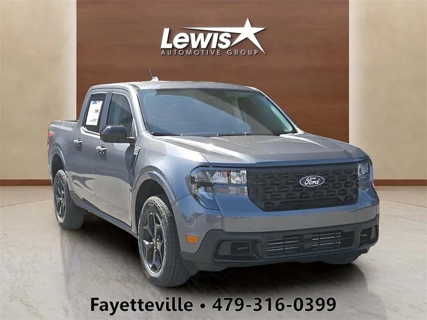 2025 Ford Maverick XLT photo 1