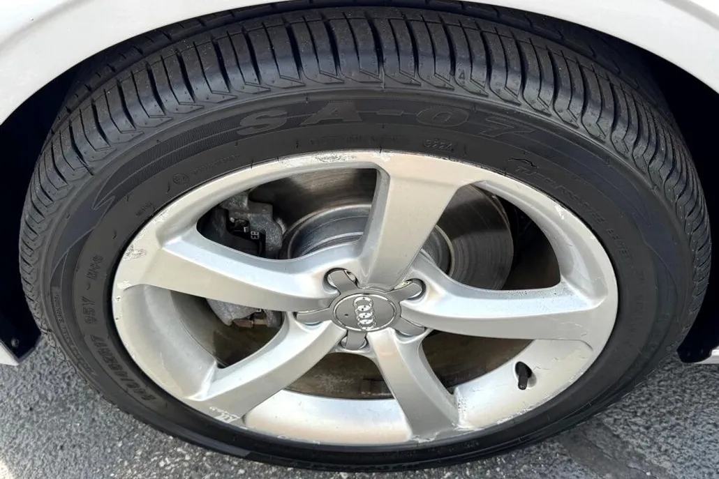 2015 Audi A3 1.8T Premium photo 1