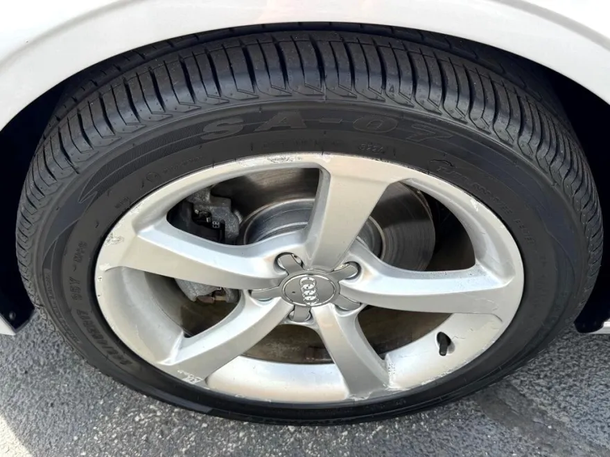 2015 Audi A3 1.8T Premium photo 1