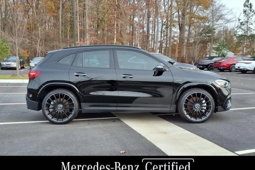 2025 Mercedes Benz GLA AMG 35 4MATIC photo 1