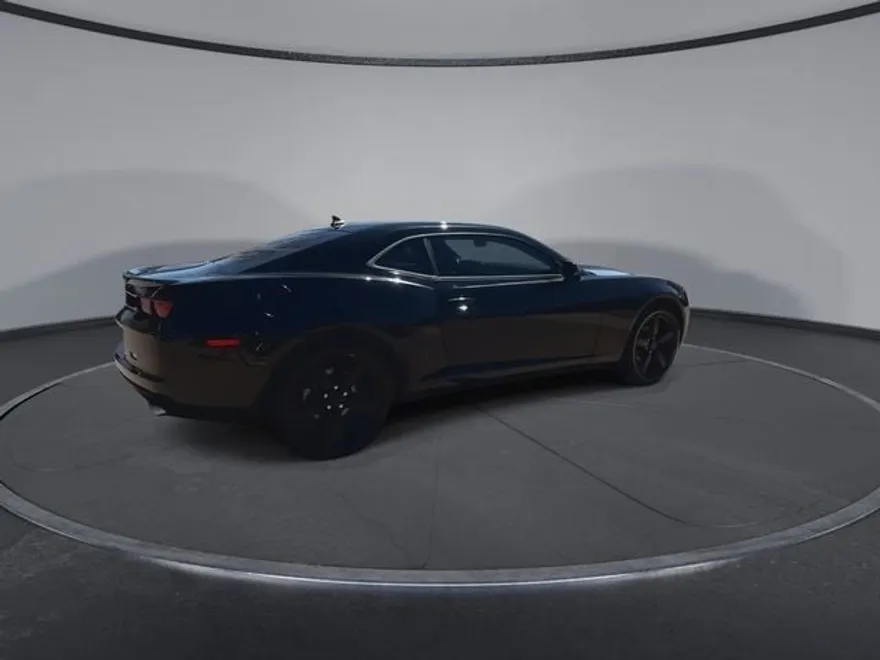 2013 Chevrolet Camaro 1LT photo 1