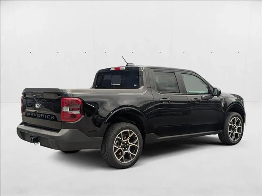 2025 Ford Maverick Lariat photo 1
