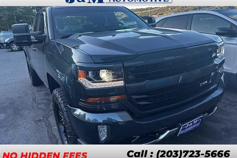 2018 Chevrolet Silverado 1500 LT photo 1