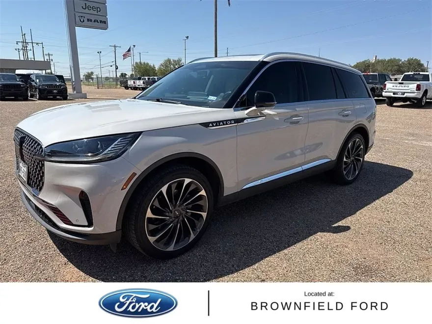 2025 Lincoln Aviator Reserve Luxury photo 1