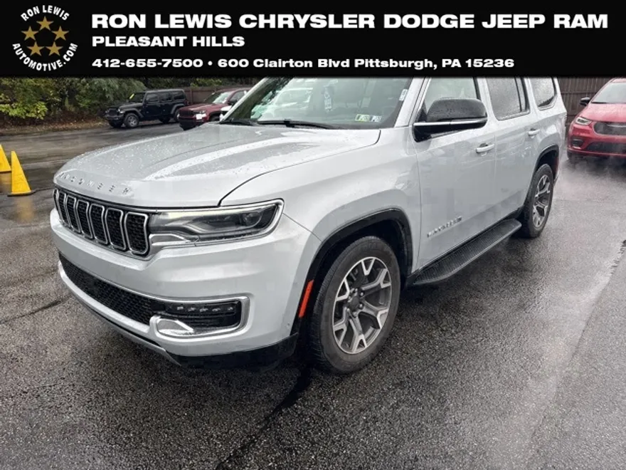 2023 Jeep Wagoneer Series III photo 1