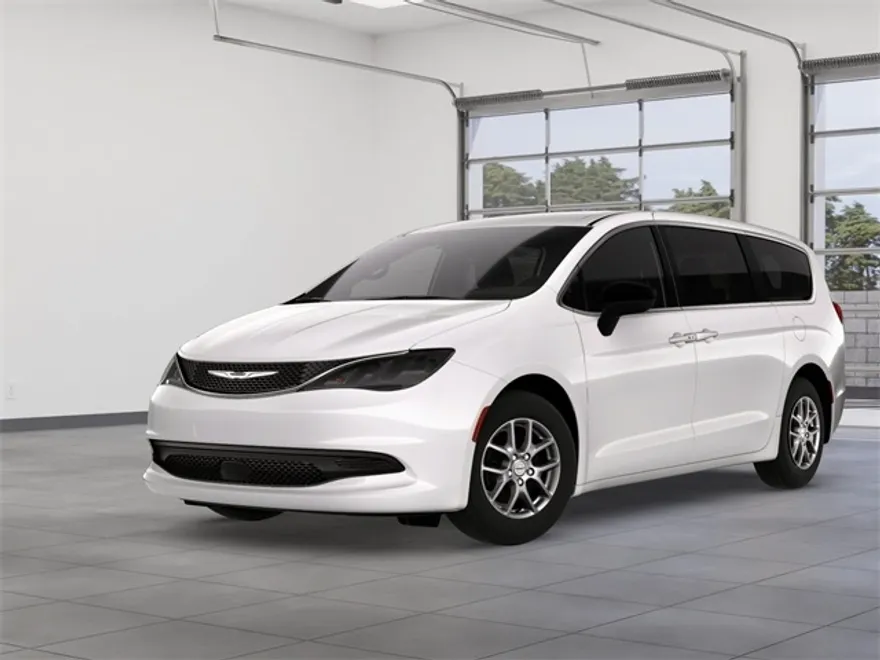 2026 Chrysler Voyager LX photo 1
