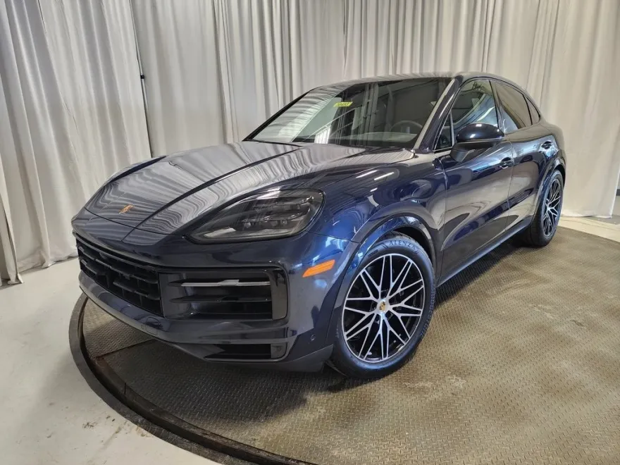 2024 Porsche Cayenne Coupe photo 1