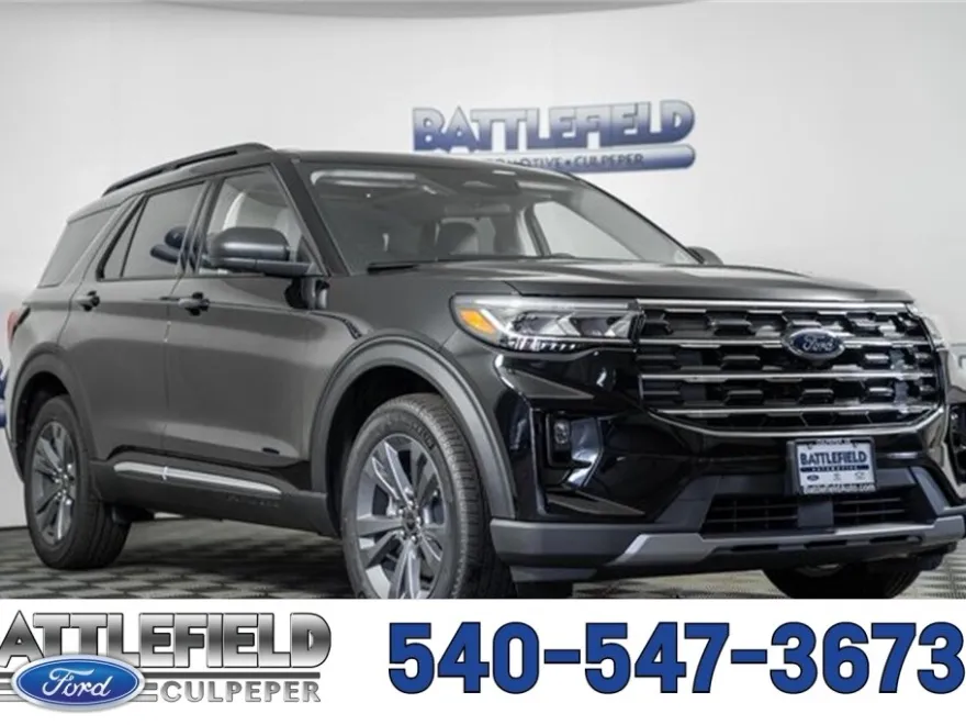 2025 Ford Explorer photo 1