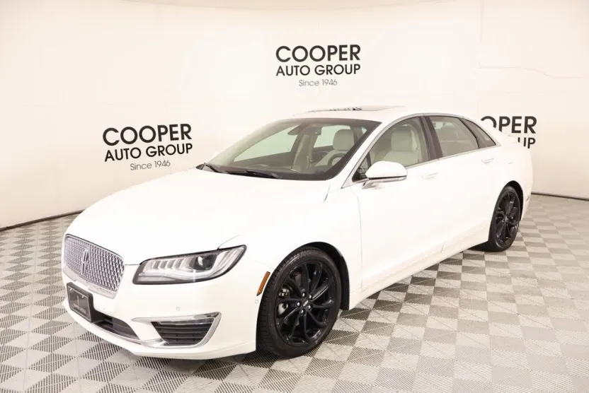 2020 Lincoln MKZ Reserve photo 1