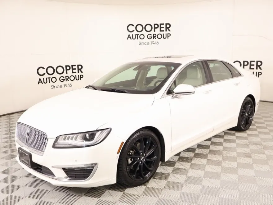 2020 Lincoln MKZ Reserve photo 1