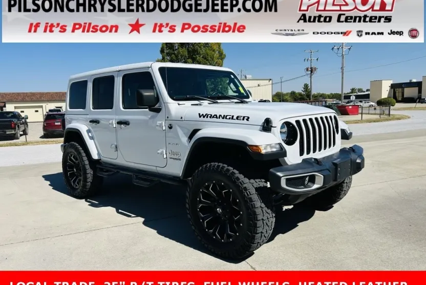 2020 Jeep Wrangler Unlimited Sahara photo 1