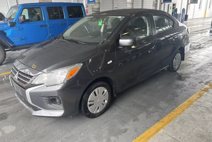 2024 Mitsubishi Mirage G4 photo 1