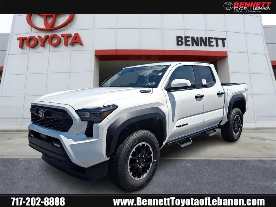 2025 Toyota Tacoma TRD Off-Road Double Cab photo 1