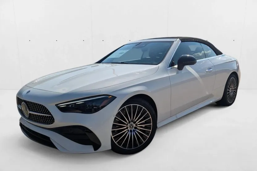 2026 Mercedes Benz CLE 450 4MATIC Cabriolet photo 1