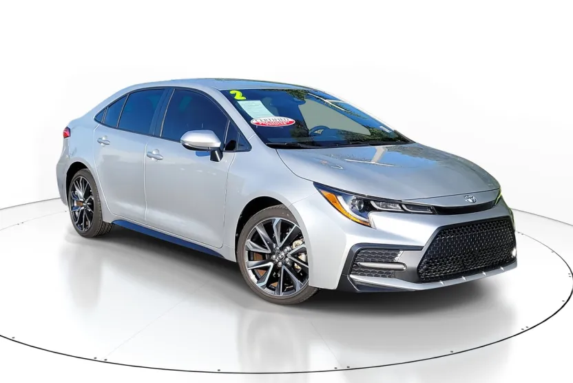 2022 Toyota Corolla SE photo 1