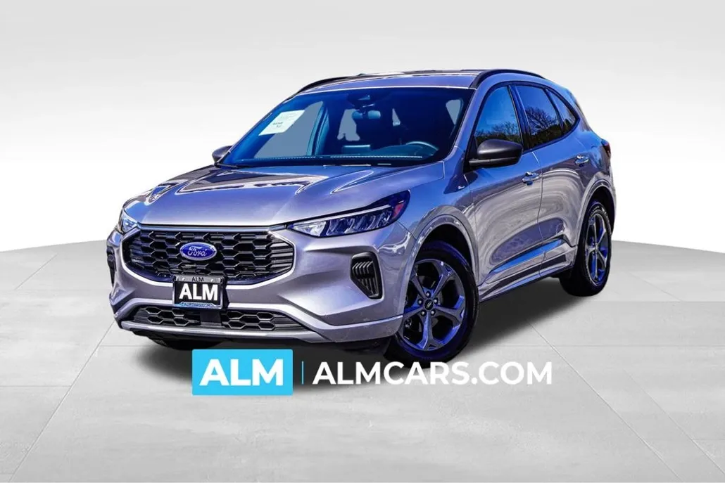 2024 Ford Escape ST-Line photo 1