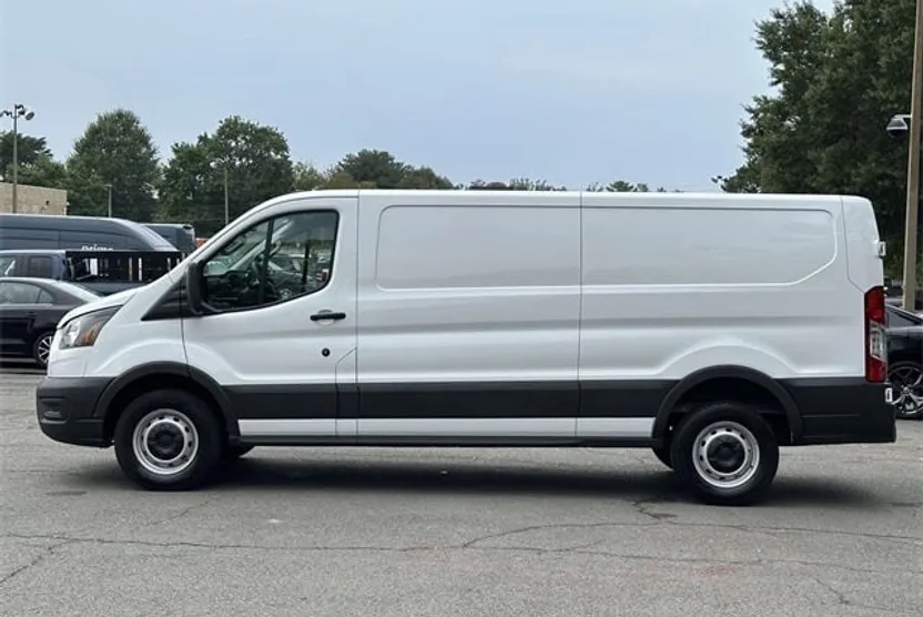 2023 Ford Transit photo 1