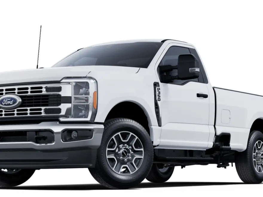 2025 Ford F-350 XLT photo 1