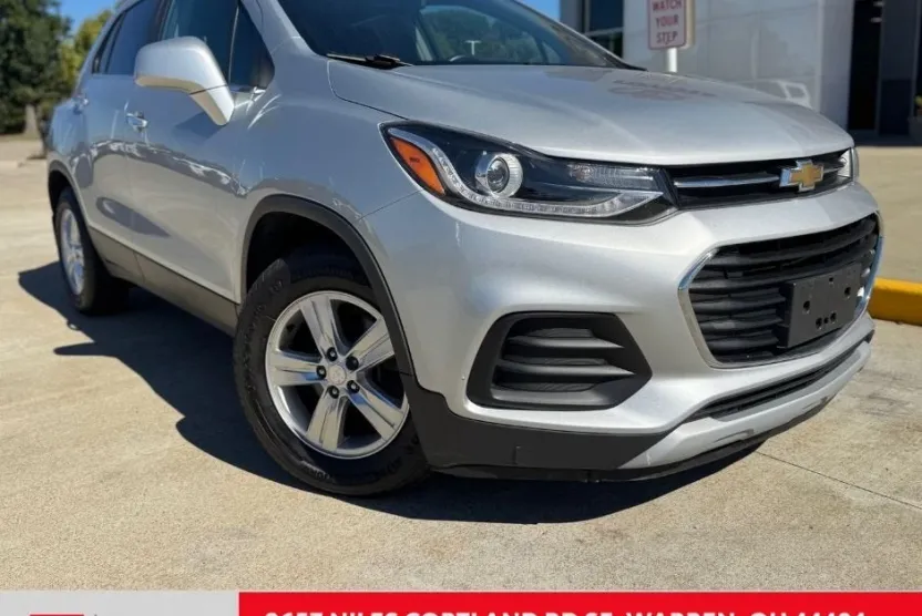 2017 Chevrolet Trax LT photo 1