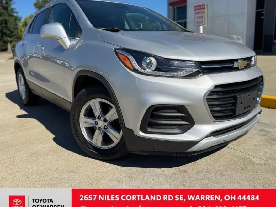 2017 Chevrolet Trax LT photo 1