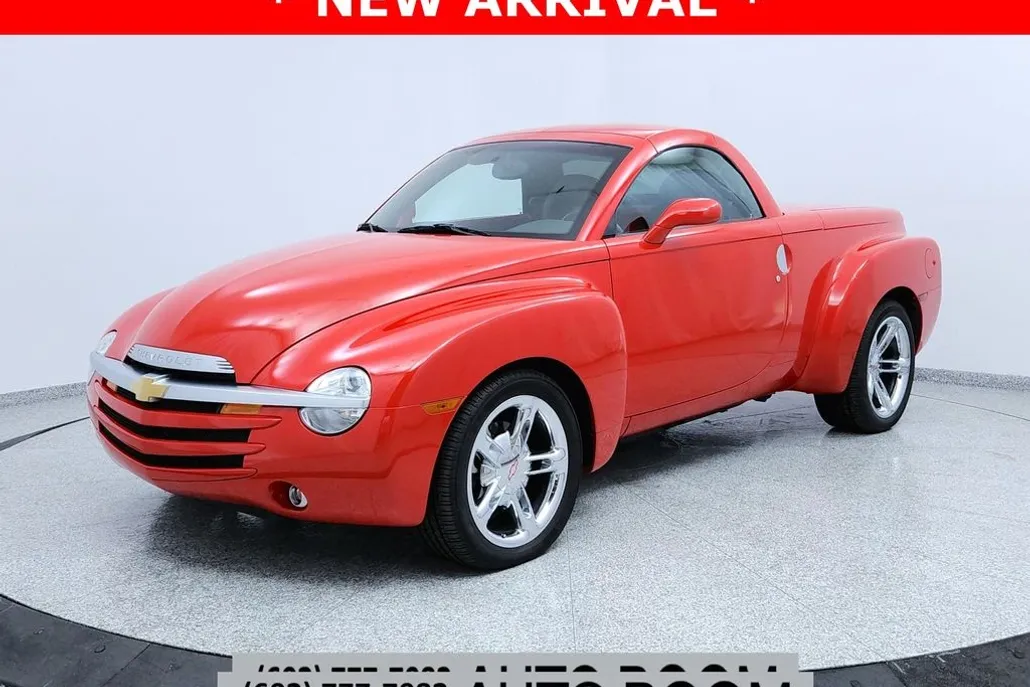 2003 Chevrolet SSR photo 1