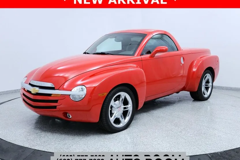 2003 Chevrolet SSR photo 1