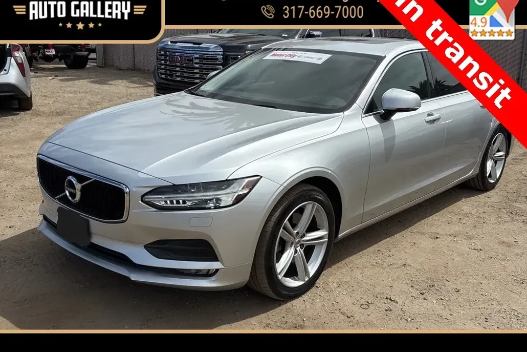 2018 Volvo S90 T5 Momentum photo 1