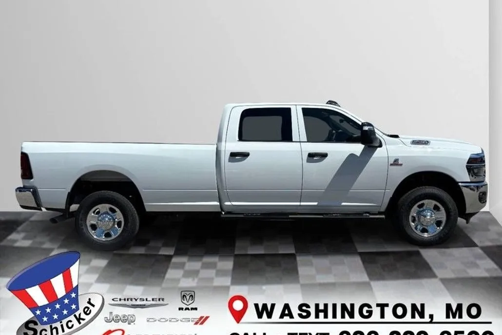 2025 Ram 2500 Tradesman photo 1