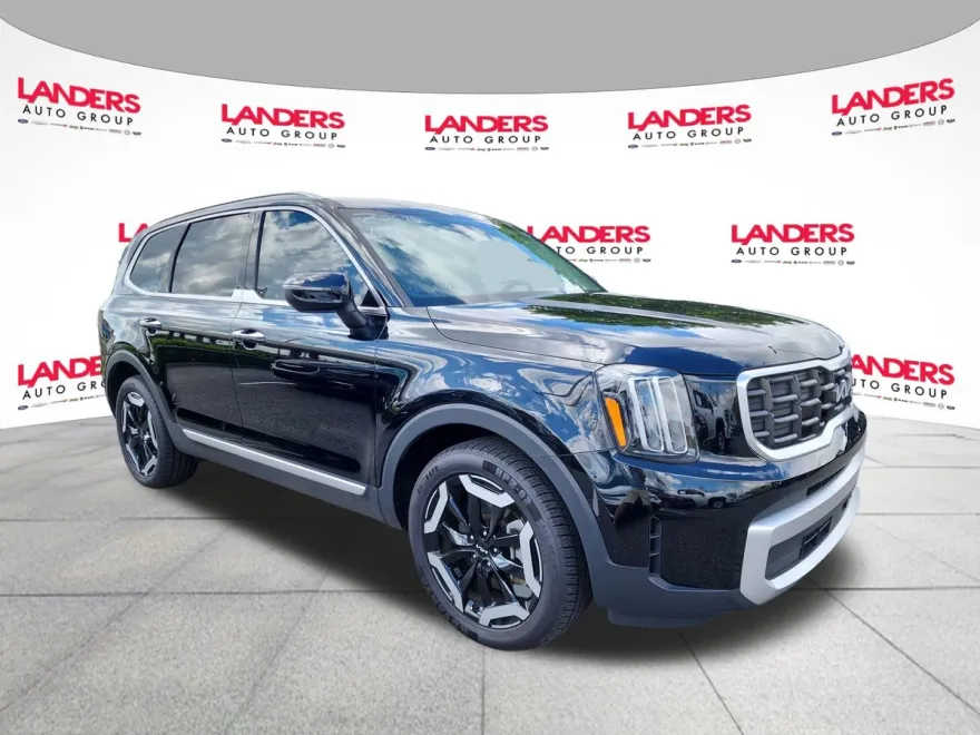 2023 Kia Telluride S photo 1