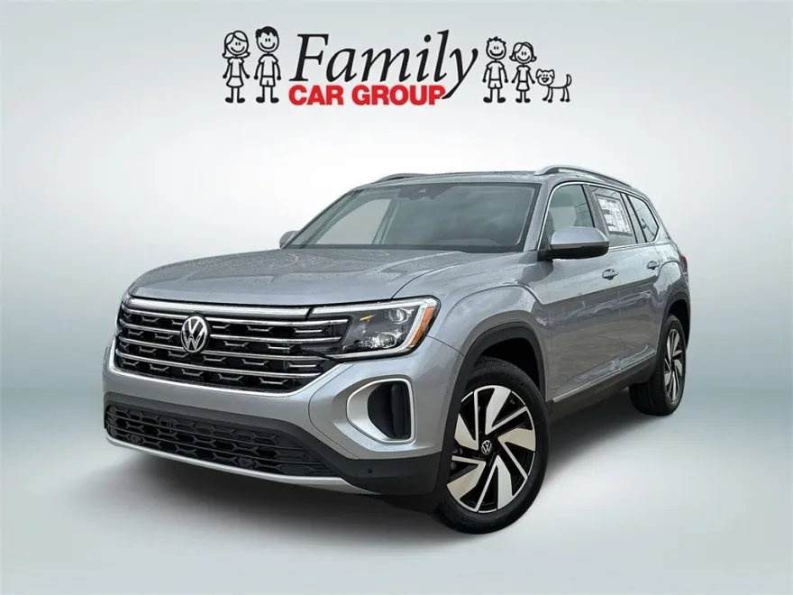 2025 Volkswagen Atlas SEL photo 1