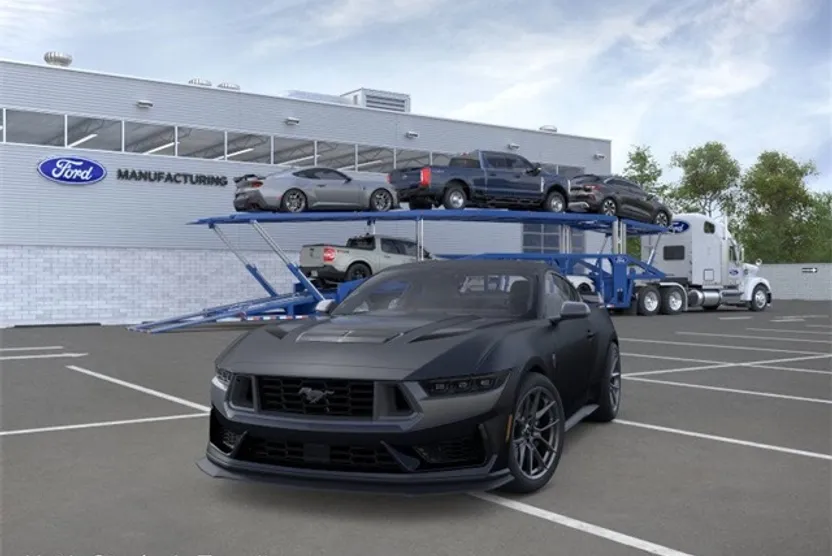 2025 Ford Mustang Dark Horse Premium photo 1