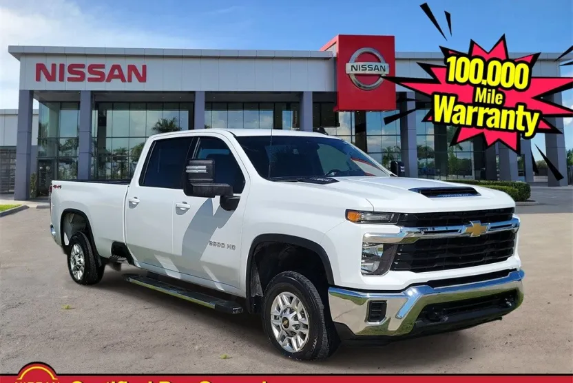 2024 Chevrolet Silverado 2500HD LT photo 1