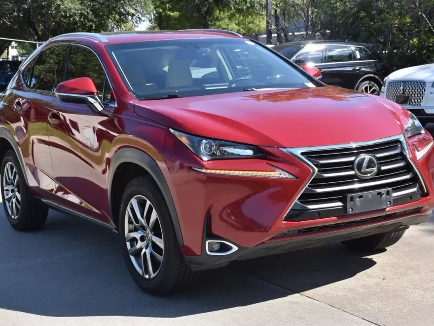 2016 Lexus NX 200t Luxury photo 1