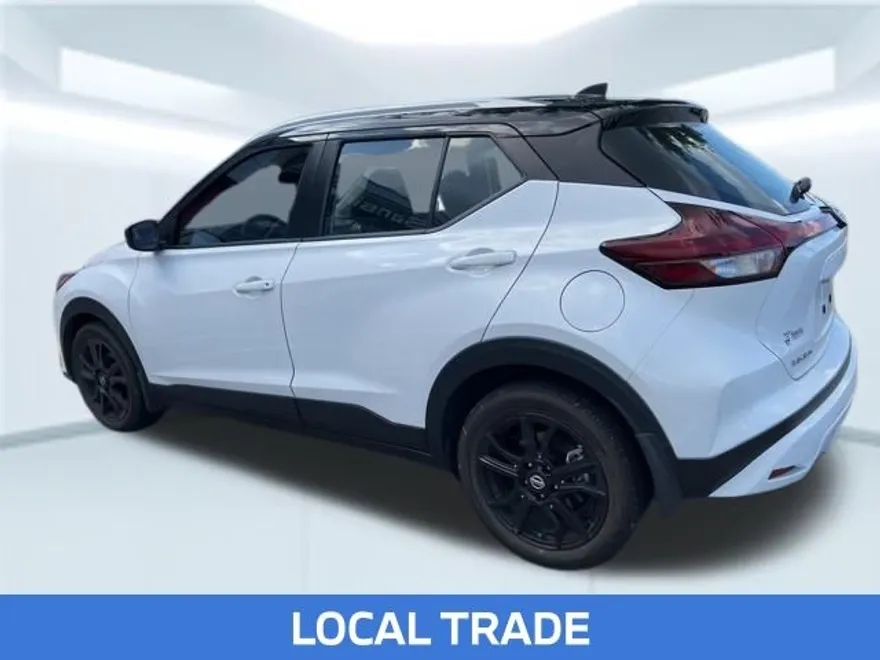 2021 Nissan Kicks SV photo 1