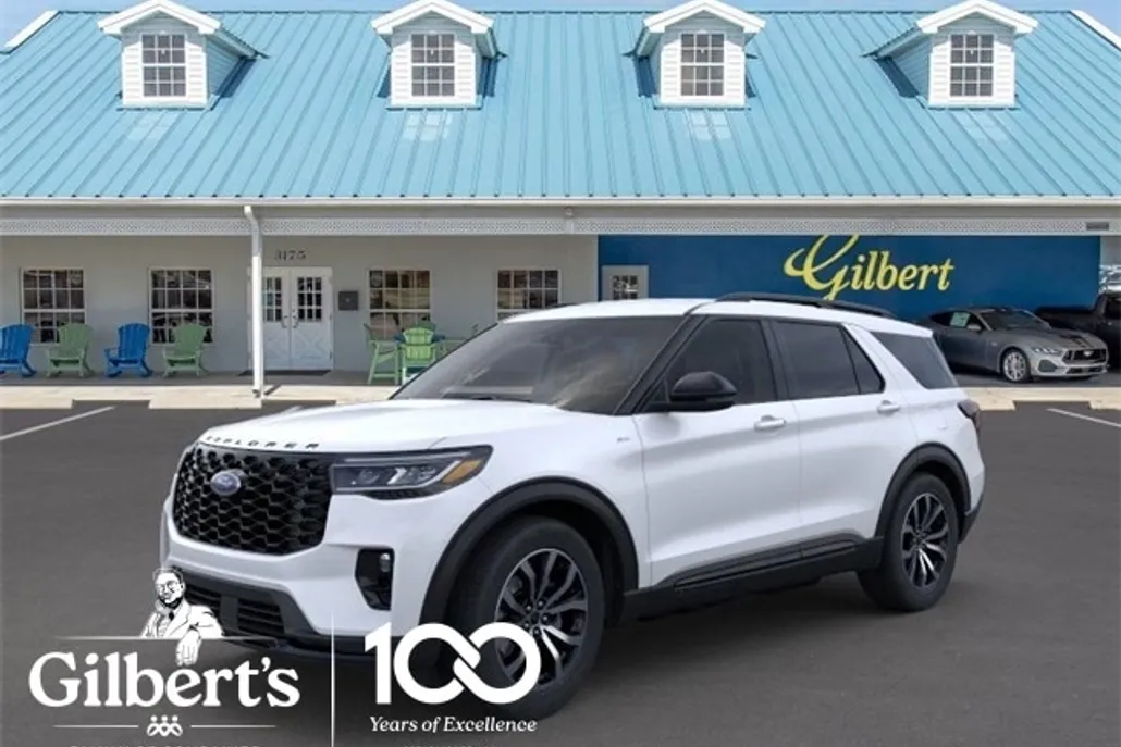 2025 Ford Explorer ST-Line photo 1