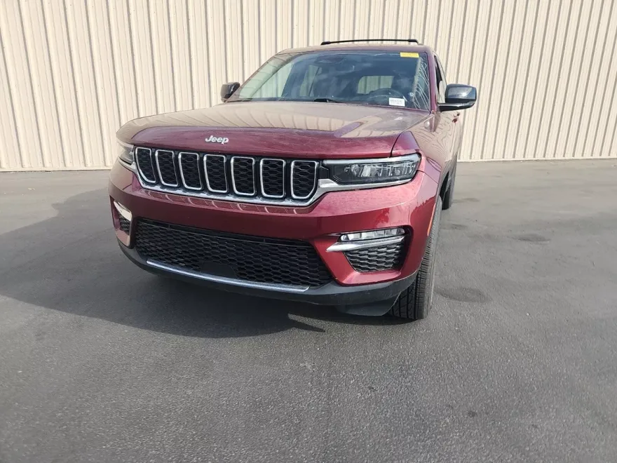 2022 Jeep Grand Cherokee Limited photo 1