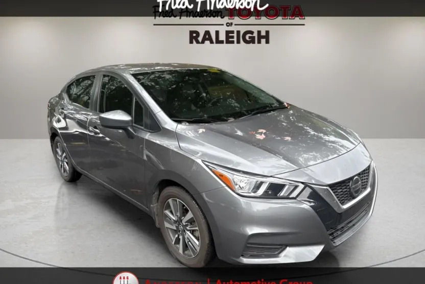 2022 Nissan Versa 1.6 SV photo 1